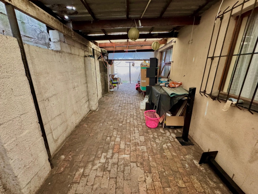 3 Bedroom Property for Sale in Beacon Valley Western Cape